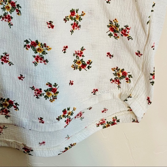 Love J floral top sz S - Picture 9 of 10
